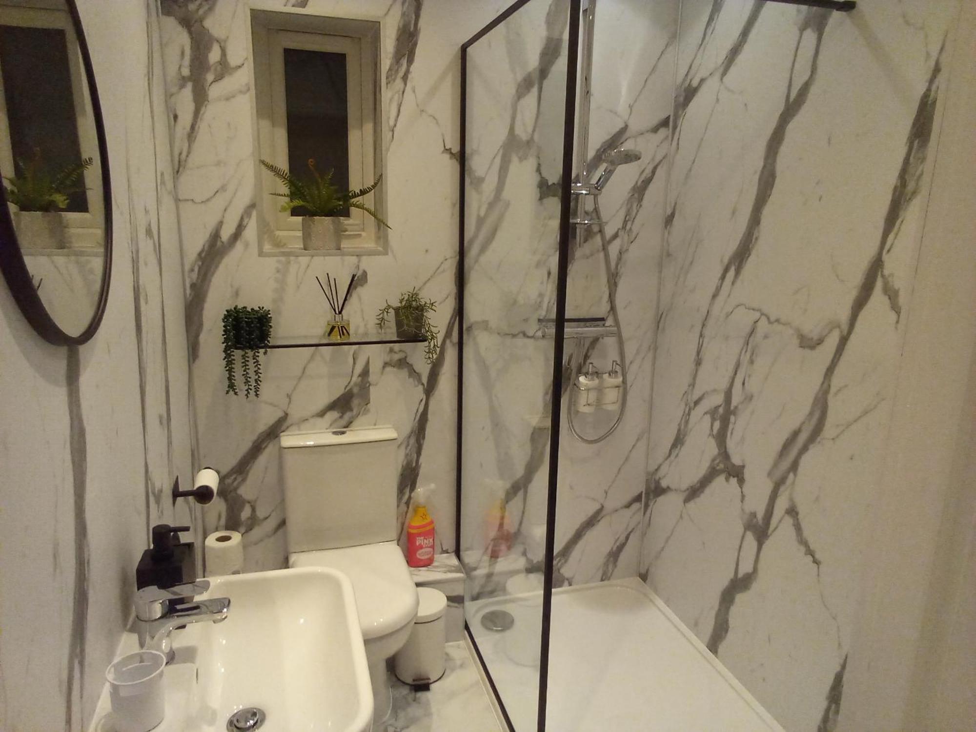 Сasa de vacaciones Charming 2-bed In